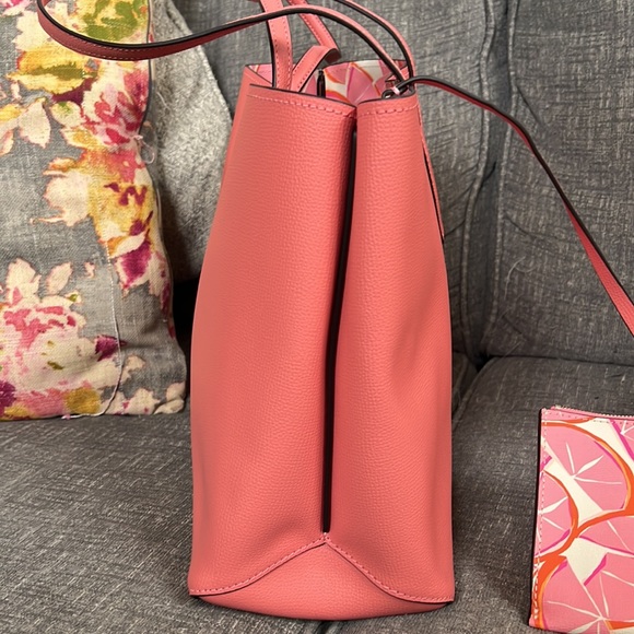 All Day Grapefruit Pop Large Tote - Picture 11 of 13